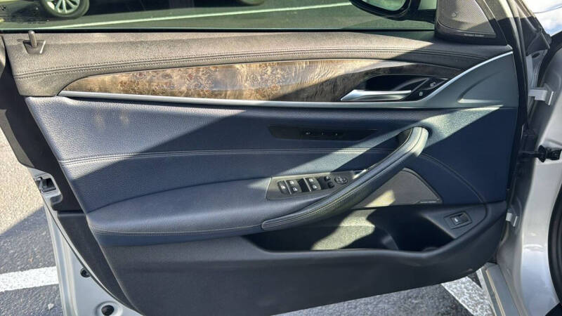 2017 BMW 5 Series 530i xDrive