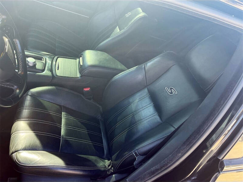 2022 Chrysler 300 S V6