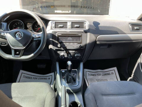 2015 Volkswagen Jetta