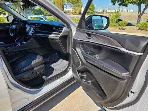 2023 Jeep Grand Cherokee