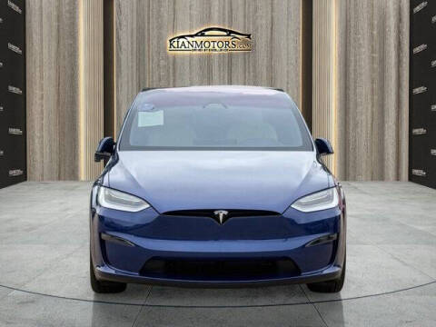 2023 Tesla Model X Standard Range