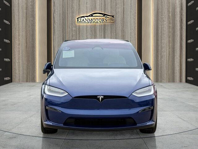 2023 Tesla Model X Standard Range