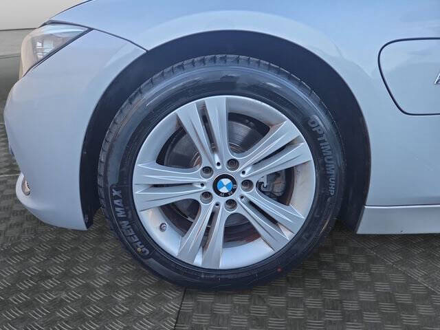 2017 BMW 3 Series 330e iPerformance