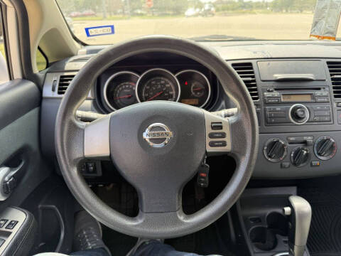 2012 Nissan Versa 1.8 SL