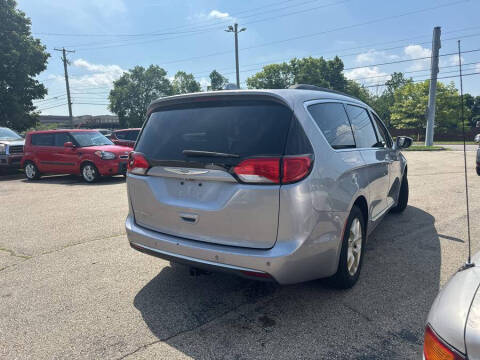 2017 Chrysler Pacifica