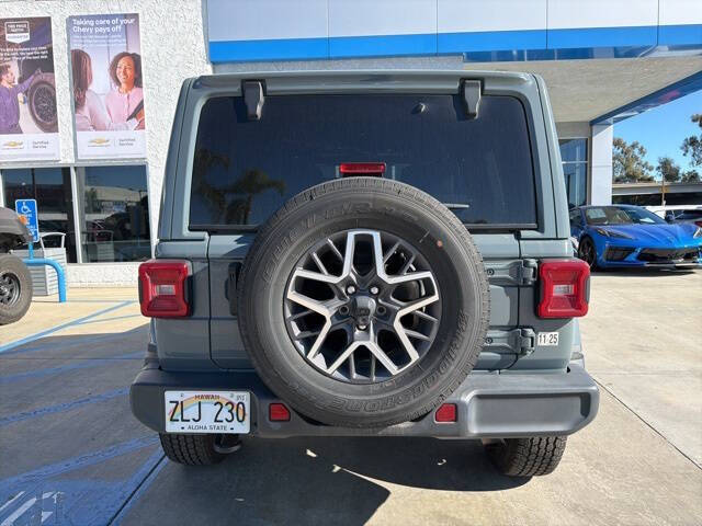 2024 Jeep Wrangler Sahara