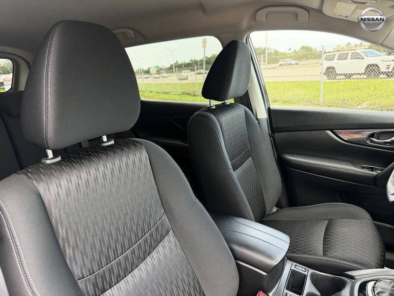 2020 Nissan Rogue