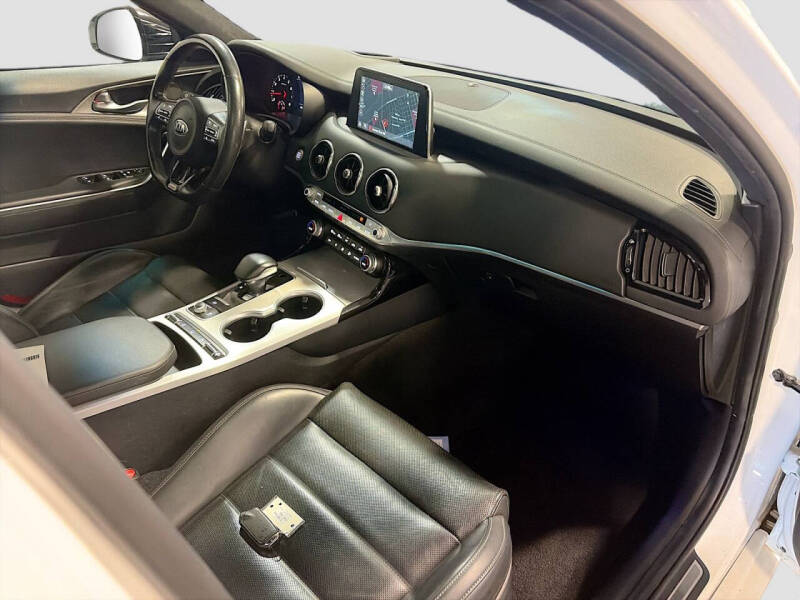 2021 Kia Stinger