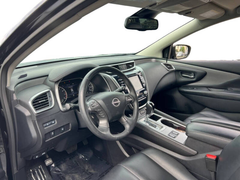 2023 Nissan Murano SV