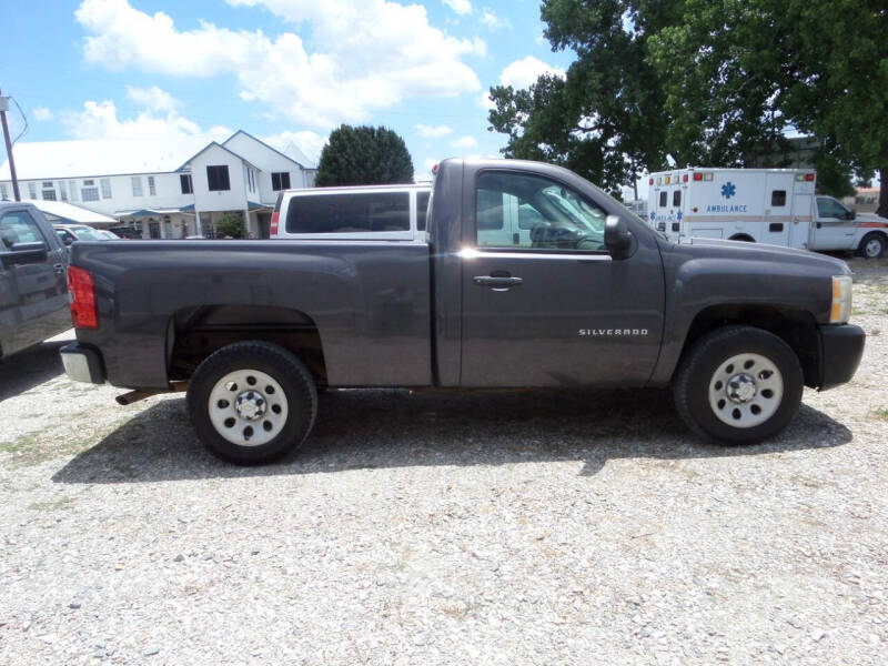 2011 Chevrolet Silverado 1500 for sale at AUTO FLEET REMARKETING, INC. in Van Alstyne TX