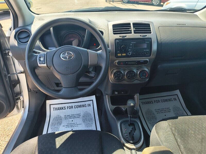 2013 Scion xD