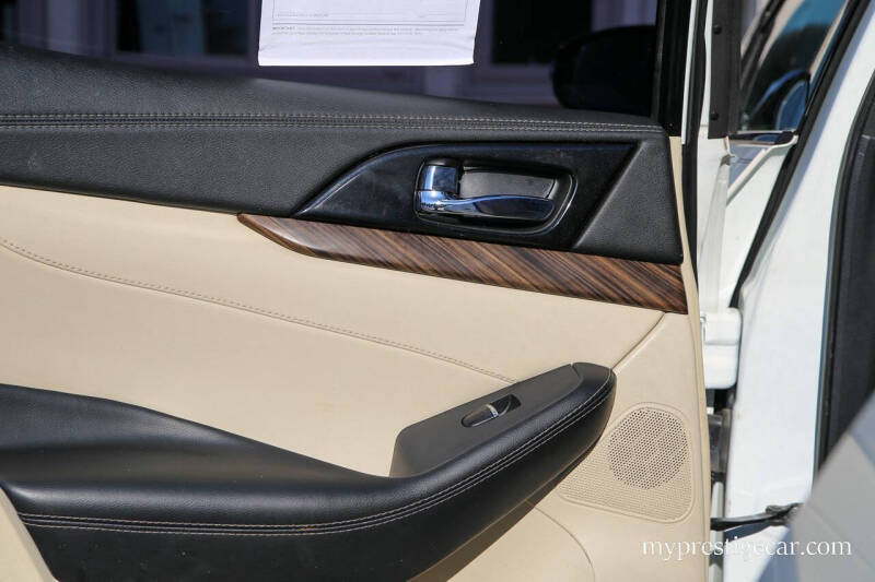 2017 Nissan Maxima Platinum