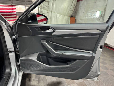 2023 Volkswagen Jetta Sport