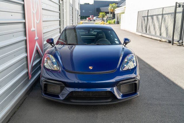 2020 Porsche 718 Cayman 29