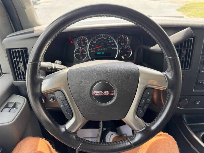 2019 GMC Savana 2500