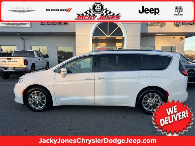 2021 Chrysler Pacifica Touring L