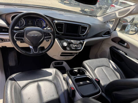 2019 Chrysler Pacifica Touring L