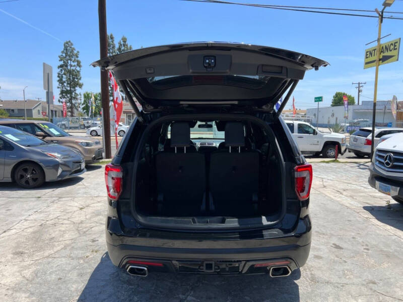 2017 Ford Explorer Sport