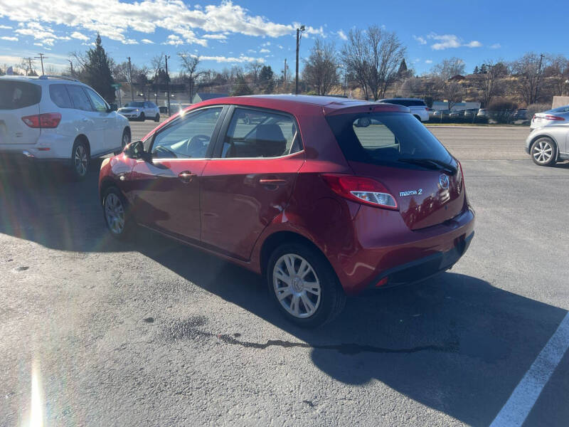 2014 Mazda Mazda2 Sport photo 6