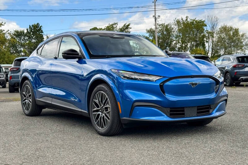 2025 Ford Mustang Mach-E Premium