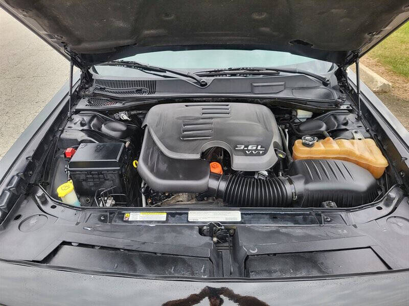 2012 Dodge Challenger SXT