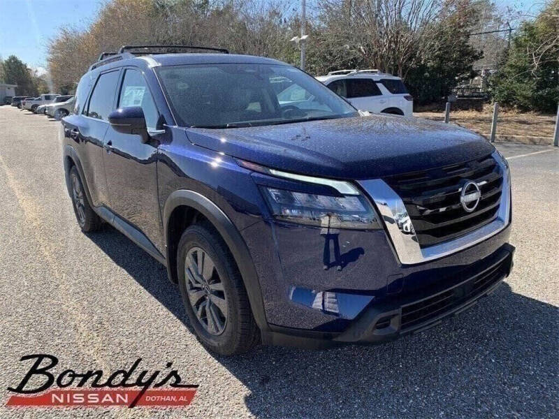 2025 Nissan Pathfinder SV