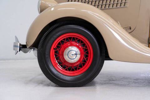 1935 Ford Model 48