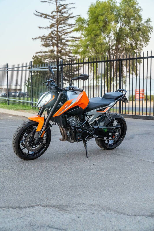 2019 KTM 790 Duke