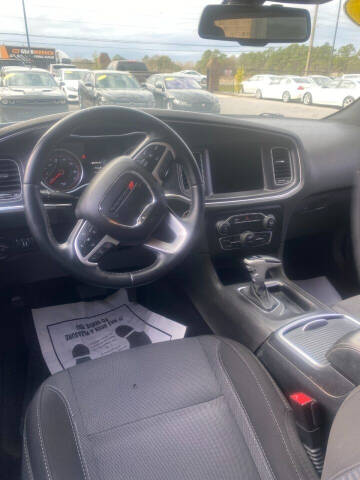 2016 Dodge Charger SXT