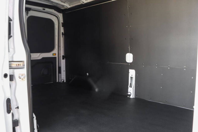 2024 Ford Transit 250