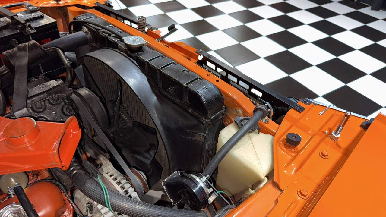 1970 Dodge Challenger 64