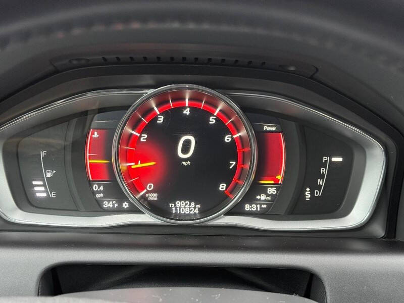 2017 Volvo XC60 T6 Dynamic