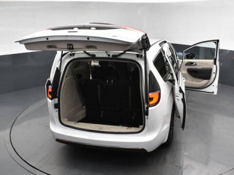 2024 Chrysler Pacifica Plug-In Hybrid