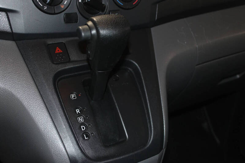 2017 Nissan NV200