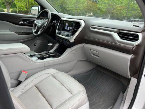 2017 GMC Acadia SLT-1