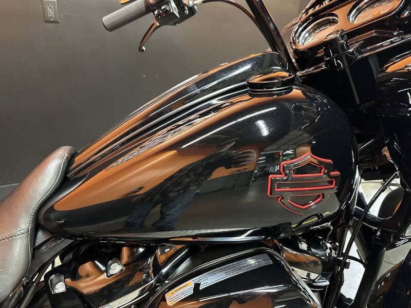 2022 Harley-Davidson FLTRXS - Road Glide Spec