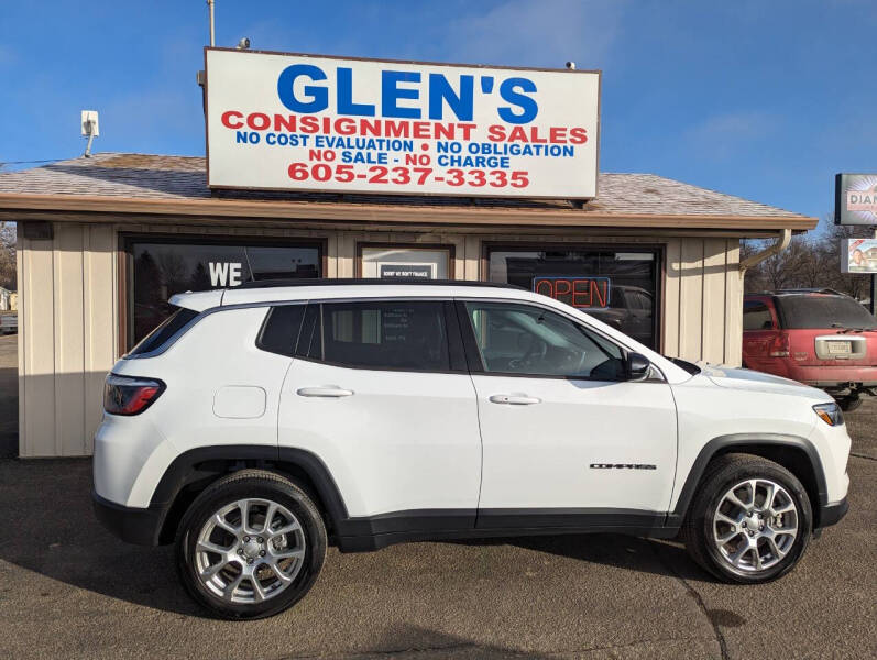 2023 Jeep Compass for sale at Glen's Auto Sales in Watertown SD