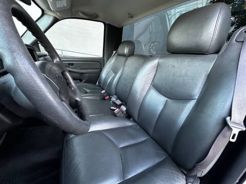 2005 Chevrolet Silverado 1500 Work Truck