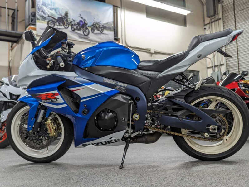 2012 Suzuki GSX-R1000