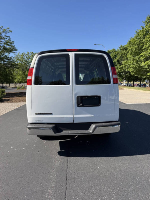2020 Chevrolet Express 2500
