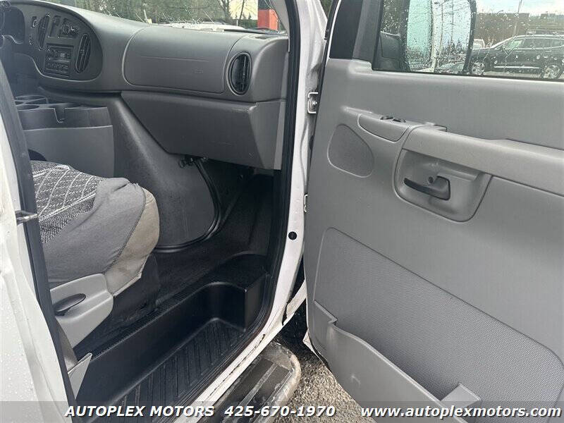 2008 Ford E-Series E-250