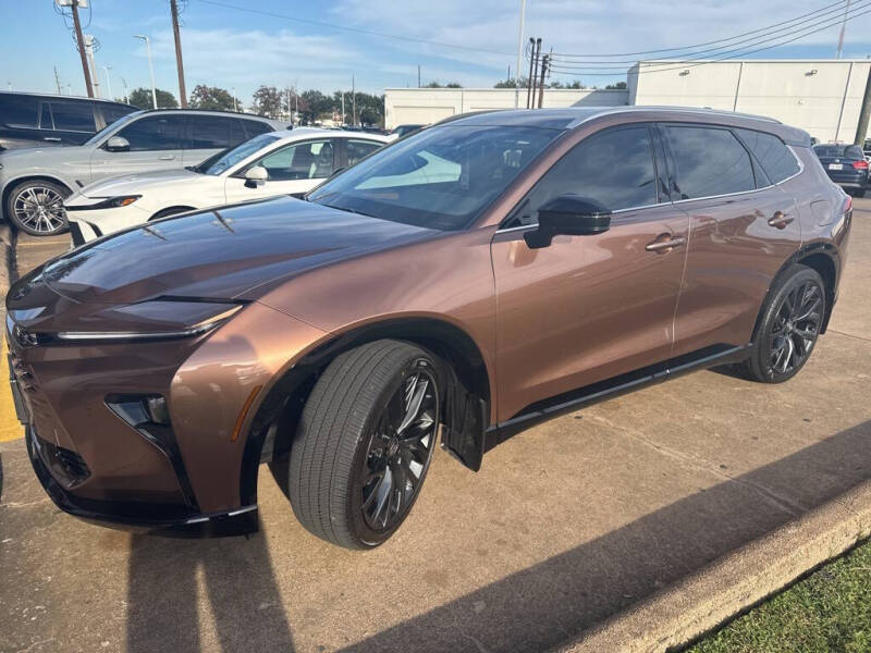 2025 Toyota Crown Signia Limited