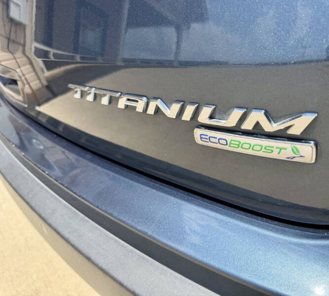 2019 Ford Edge Titanium