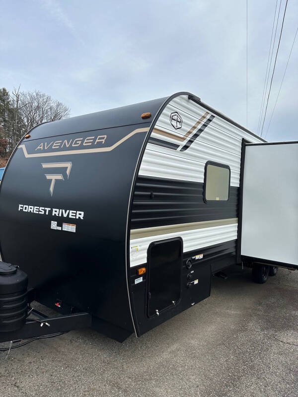 2026 Forest River Avenger 25 MKO