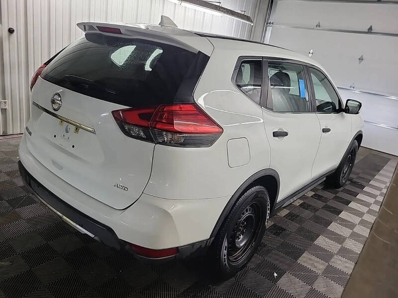 2017 Nissan Rogue S