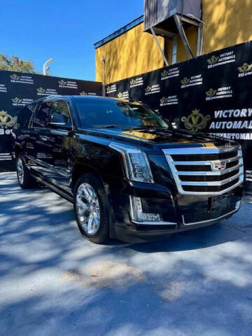 2017 Cadillac Escalade ESV Premium Luxury