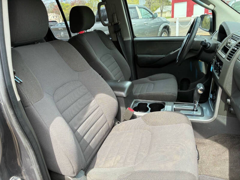 2012 Nissan Pathfinder S