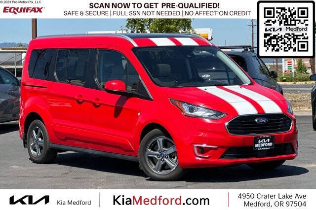 2022 Ford Transit Connect Titanium