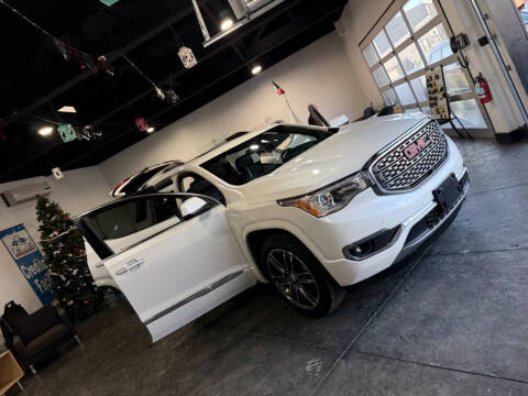 2018 GMC Acadia Denali