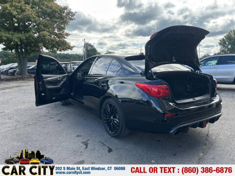 2015 Infiniti Q50 Premium